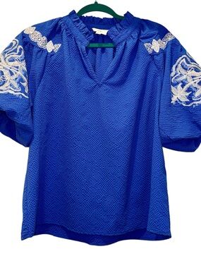 Blue/White Embroidered Puff Bubble Sleeve UMGEE Blouse, Sz SMALL, LIKE NEW, EUC!